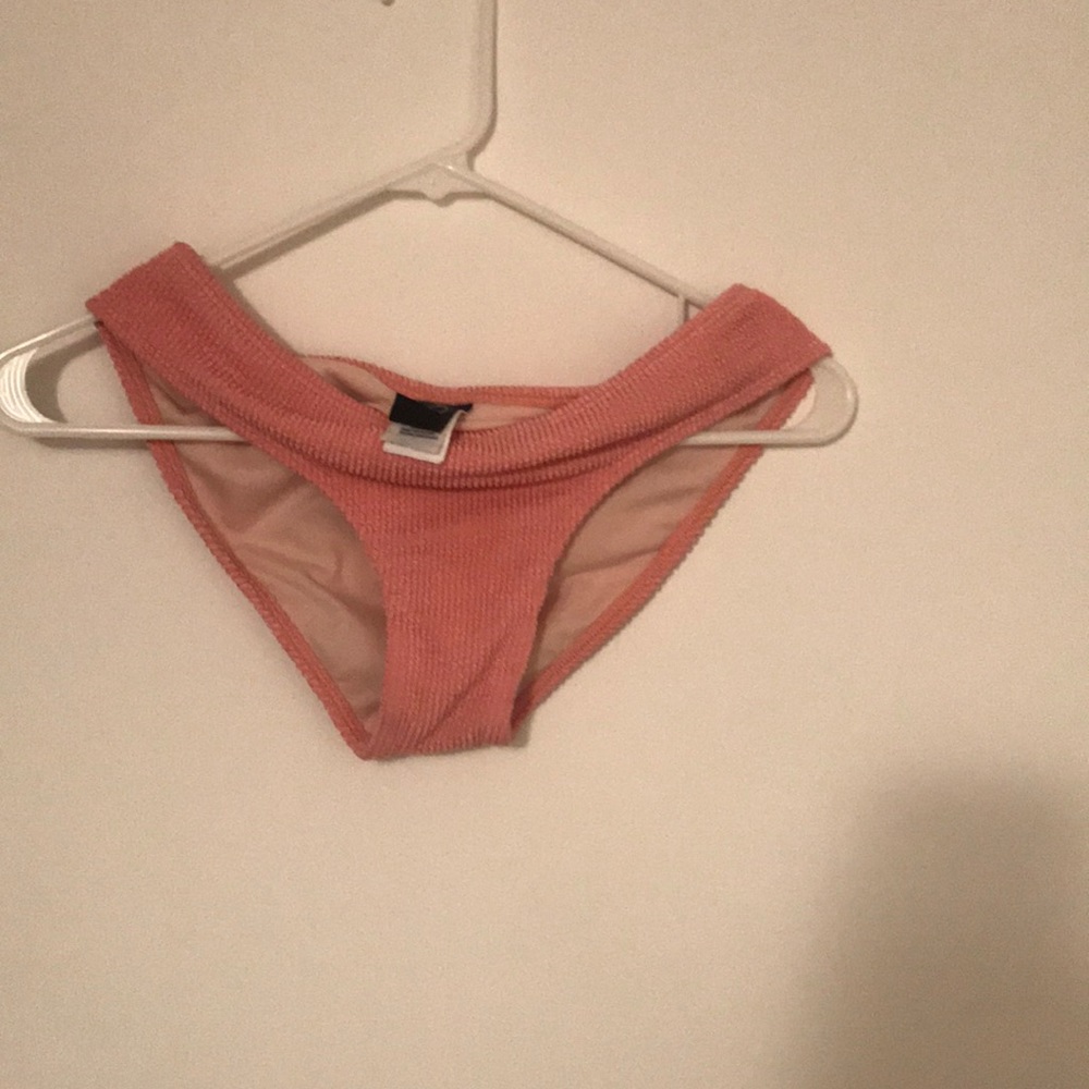 Coral bikini (Top & Bottom)